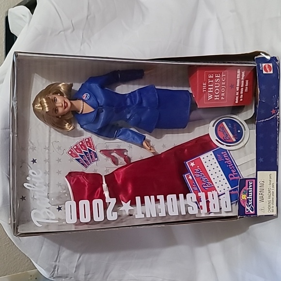 Mattel Barbie for president 2000 New in box - Picture 1 of 5